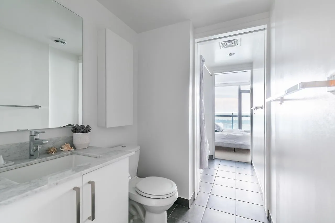 Apartment Executive Corner Suite With Panoramic View Toronto