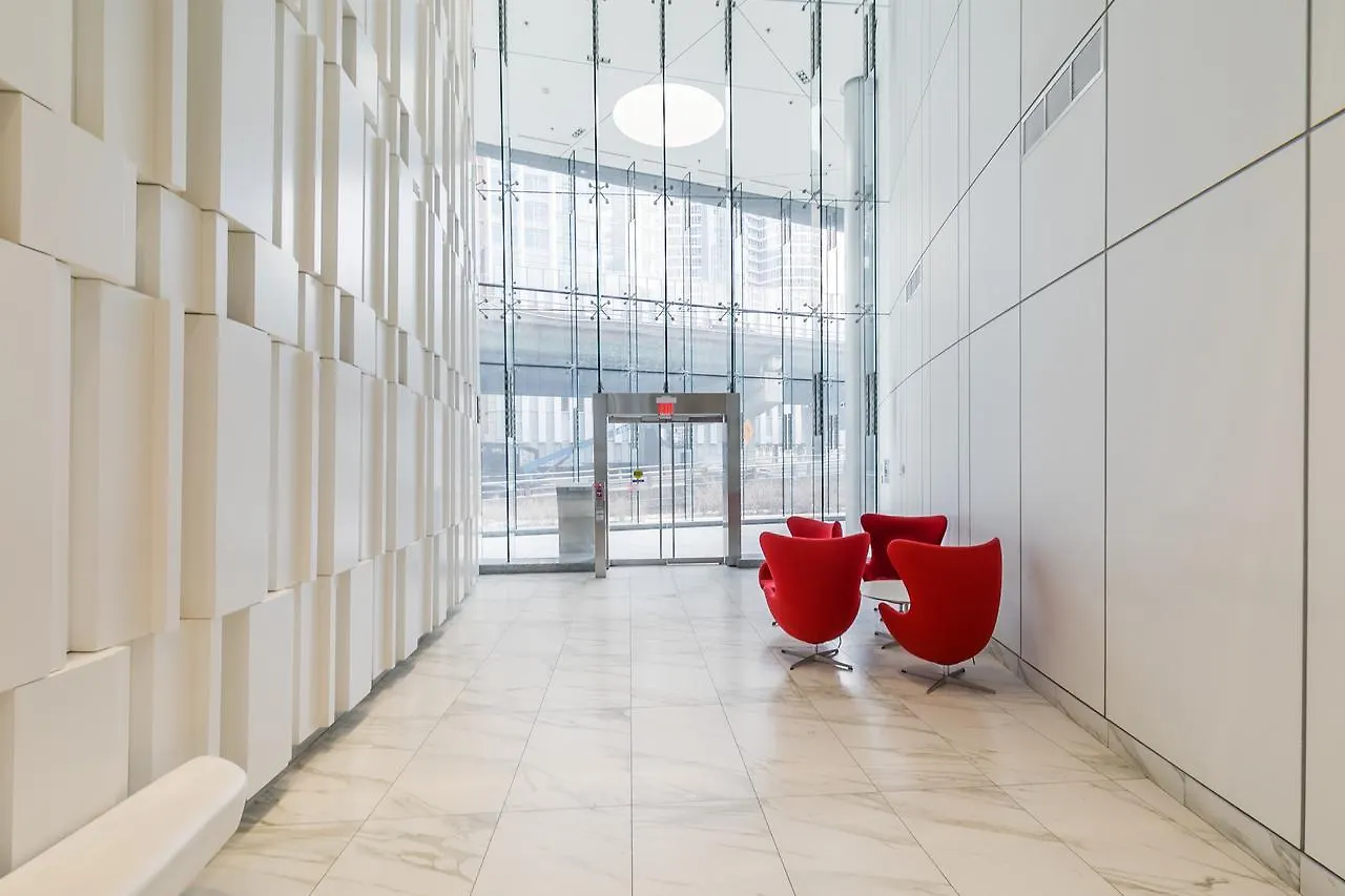 Executive Corner Suite With Panoramic View 토론토 아파트